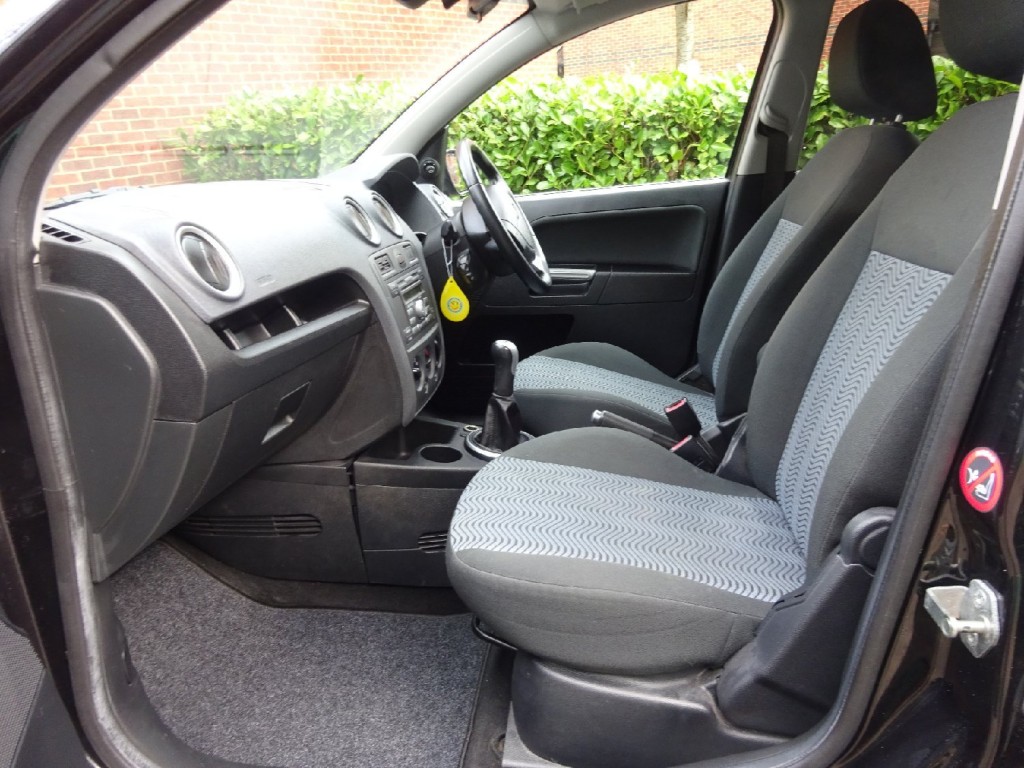 FORD FUSION