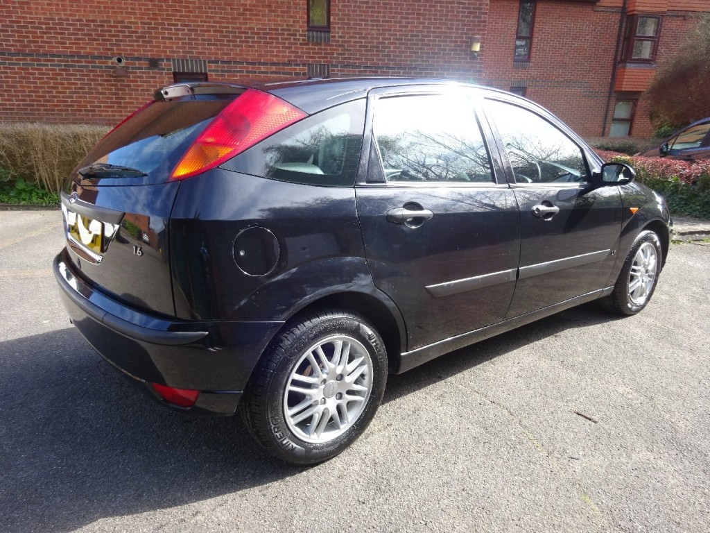 FORD FOCUS