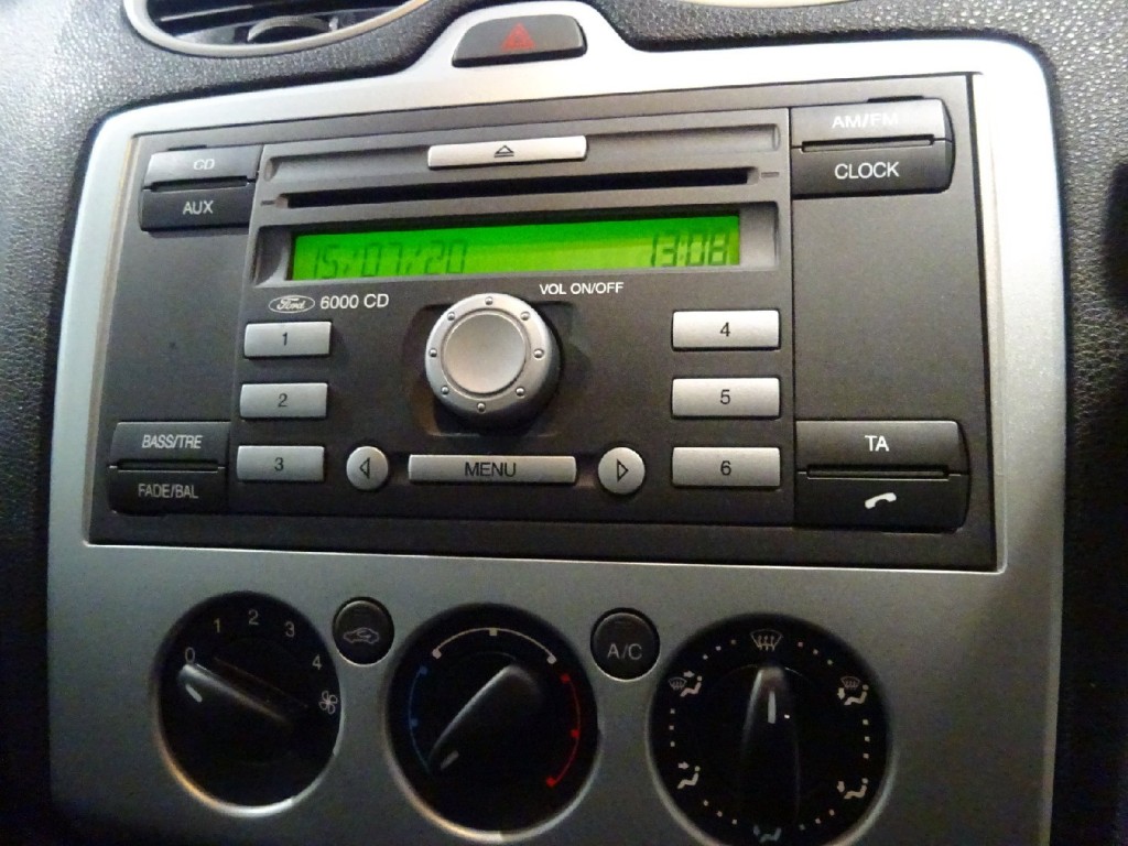 FORD FOCUS