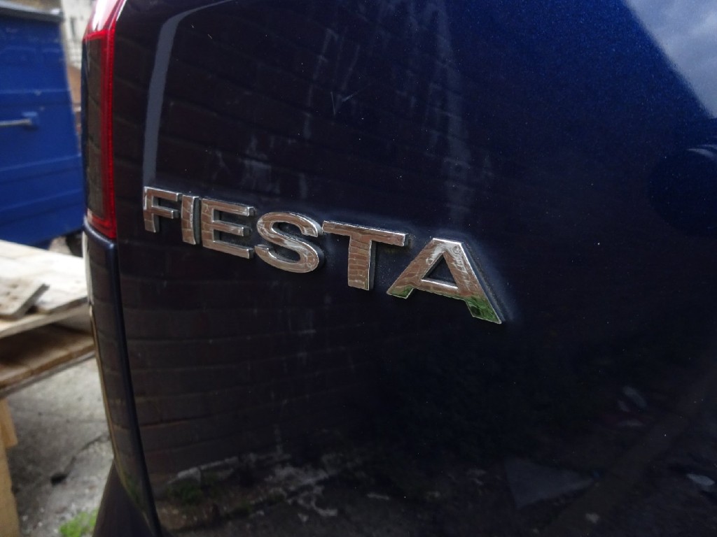 FORD FIESTA