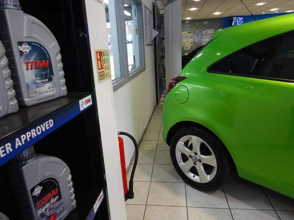 VAUXHALL CORSA