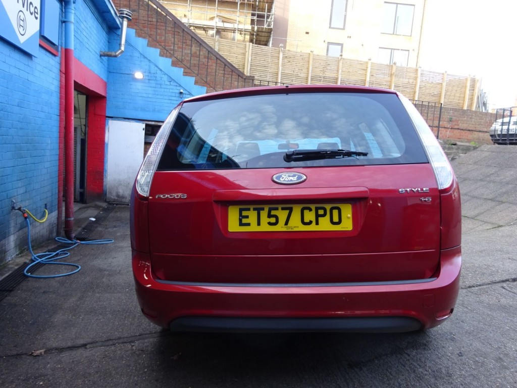 FORD FOCUS