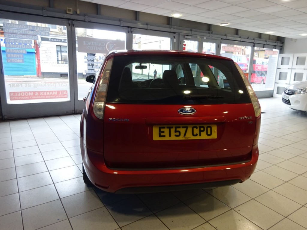FORD FOCUS