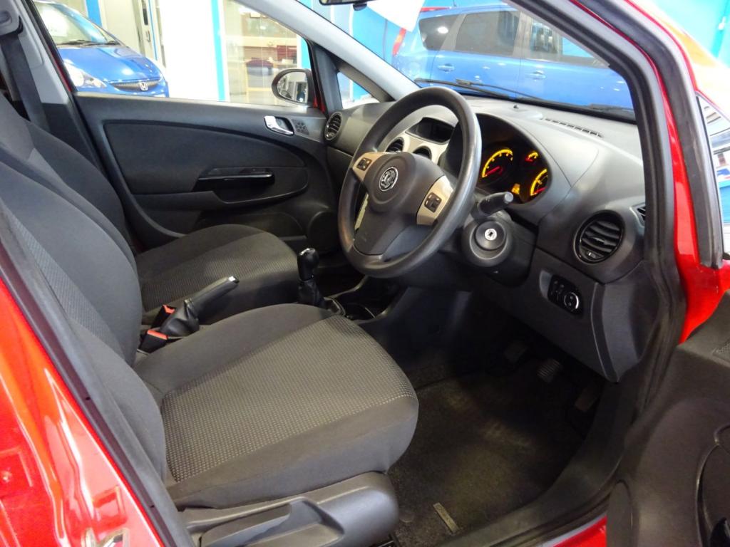 VAUXHALL CORSA
