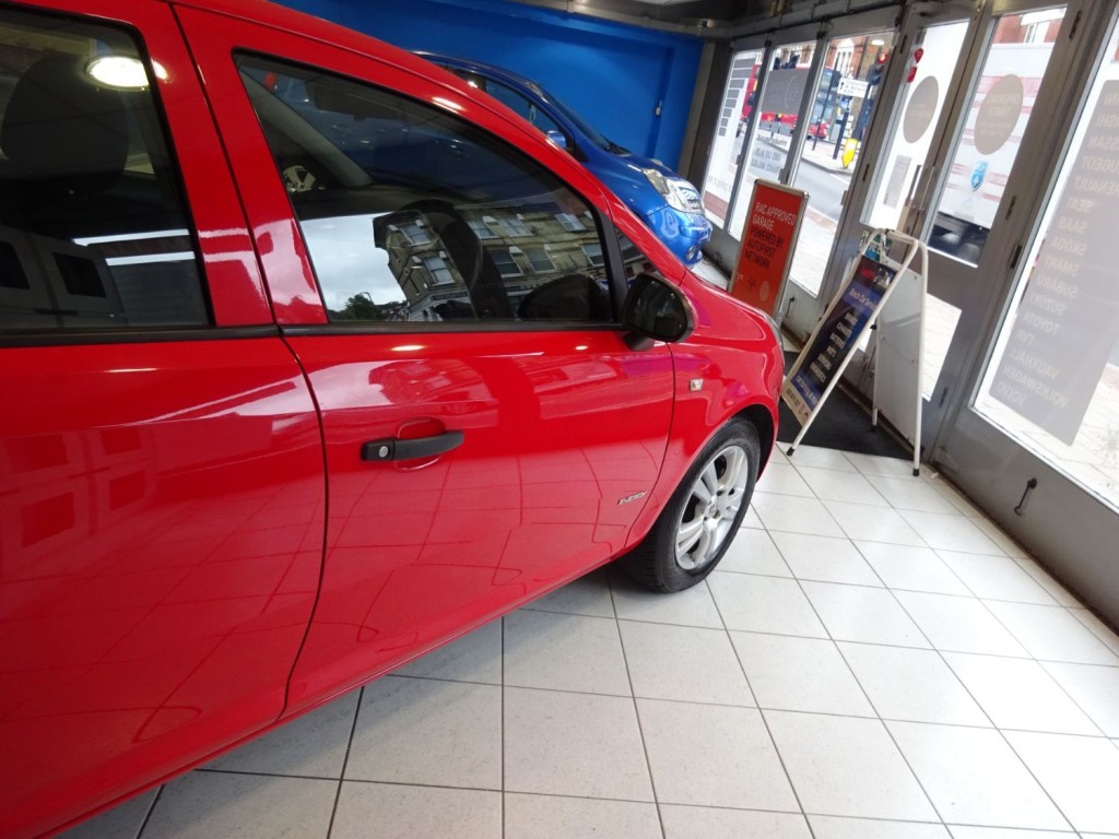 View VAUXHALL CORSA 1.2 16V Energy 5 Door a c