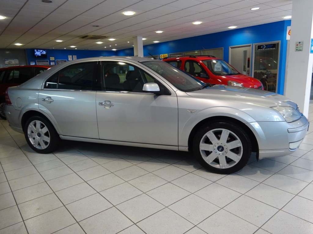 FORD MONDEO