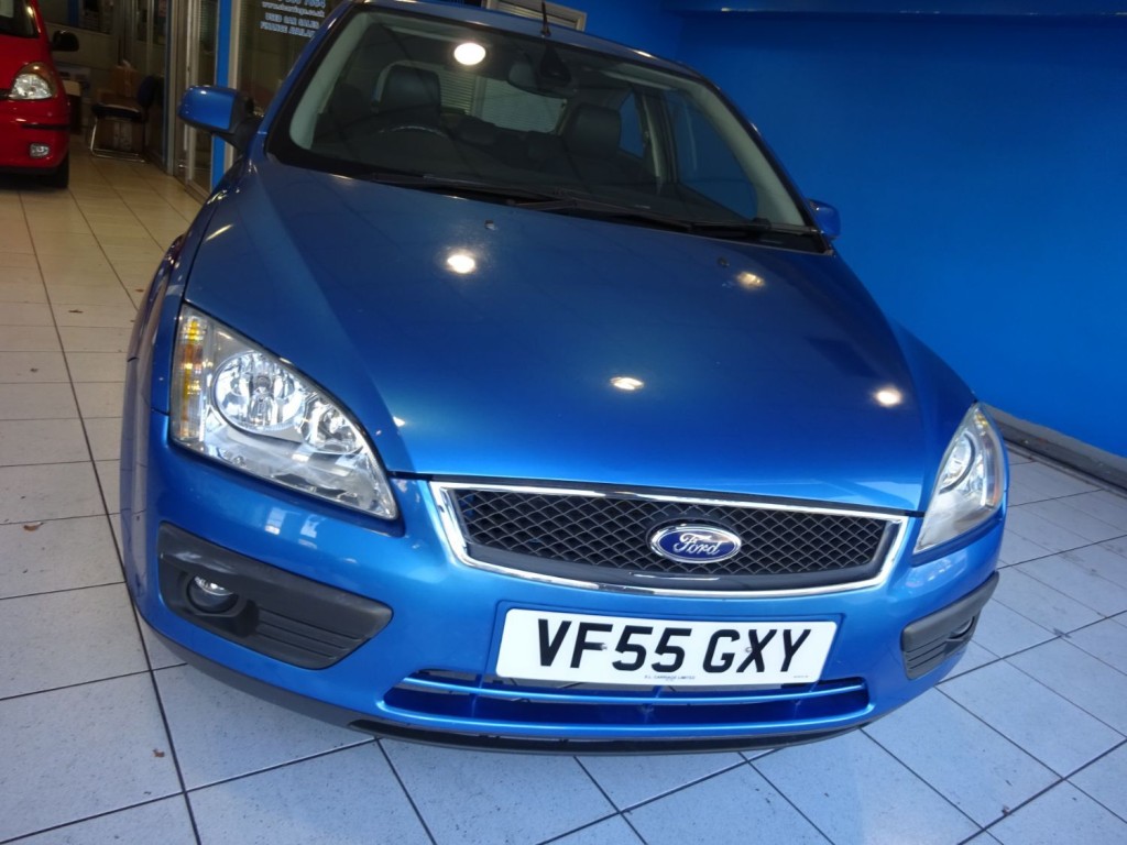 View FORD FOCUS 1.6 Titanium 3 Door