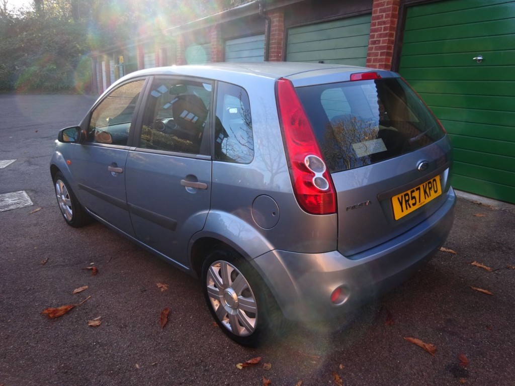 FORD FIESTA