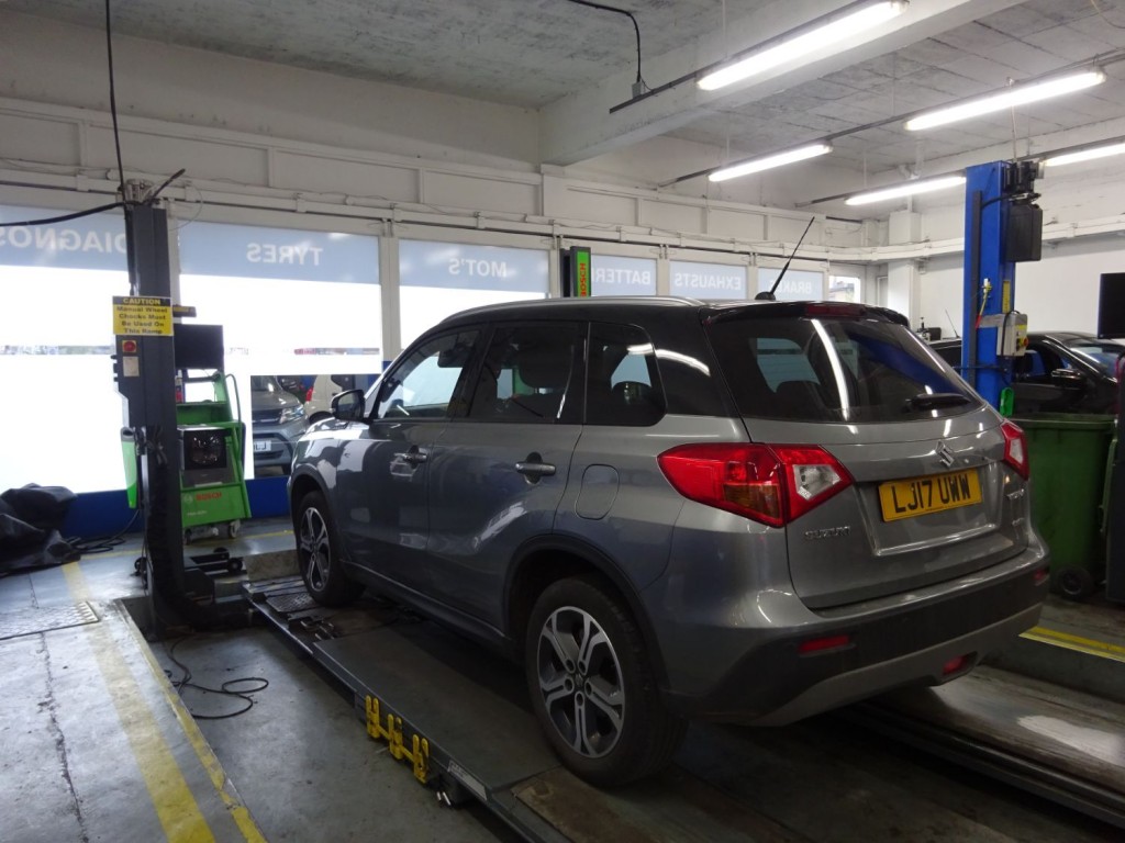 View SUZUKI VITARA Suzuki Vitara 1.6 SZ5 Auto ALLGRIP ss 5dr