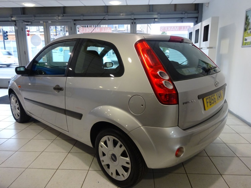 FORD FIESTA