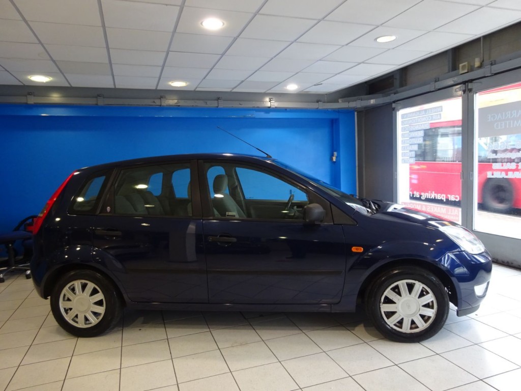 FORD FIESTA