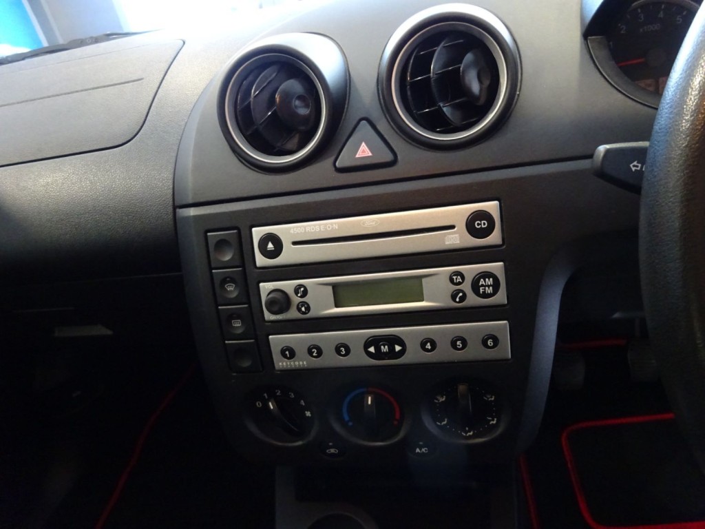 FORD FIESTA