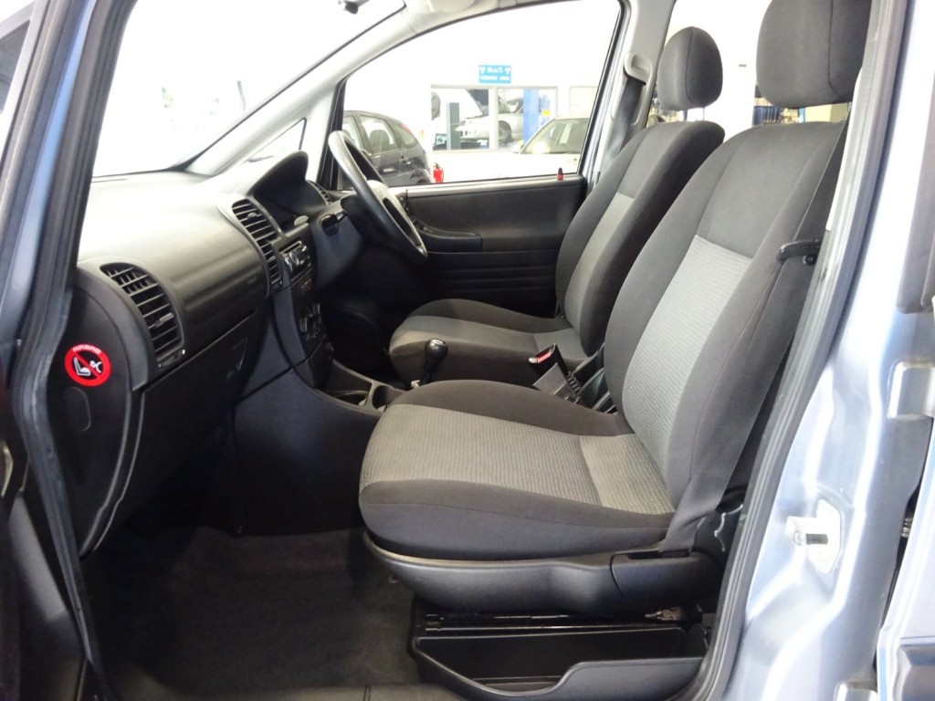 VAUXHALL ZAFIRA