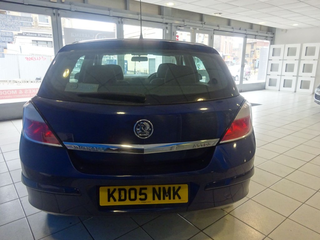 VAUXHALL ASTRA