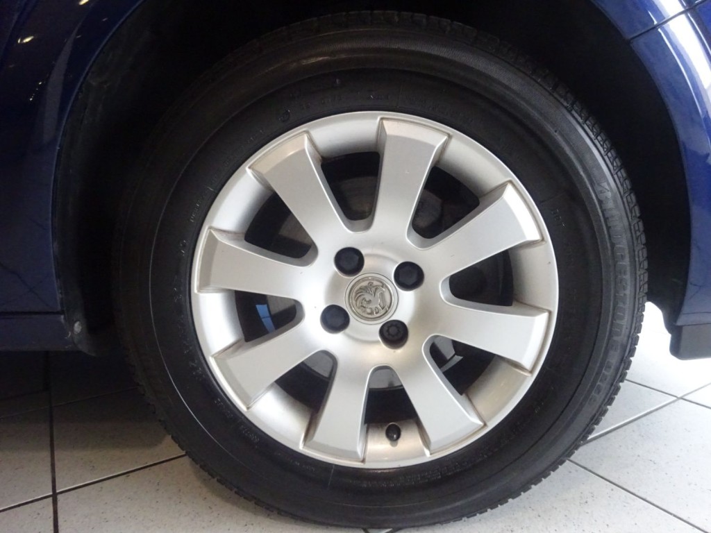 VAUXHALL ASTRA