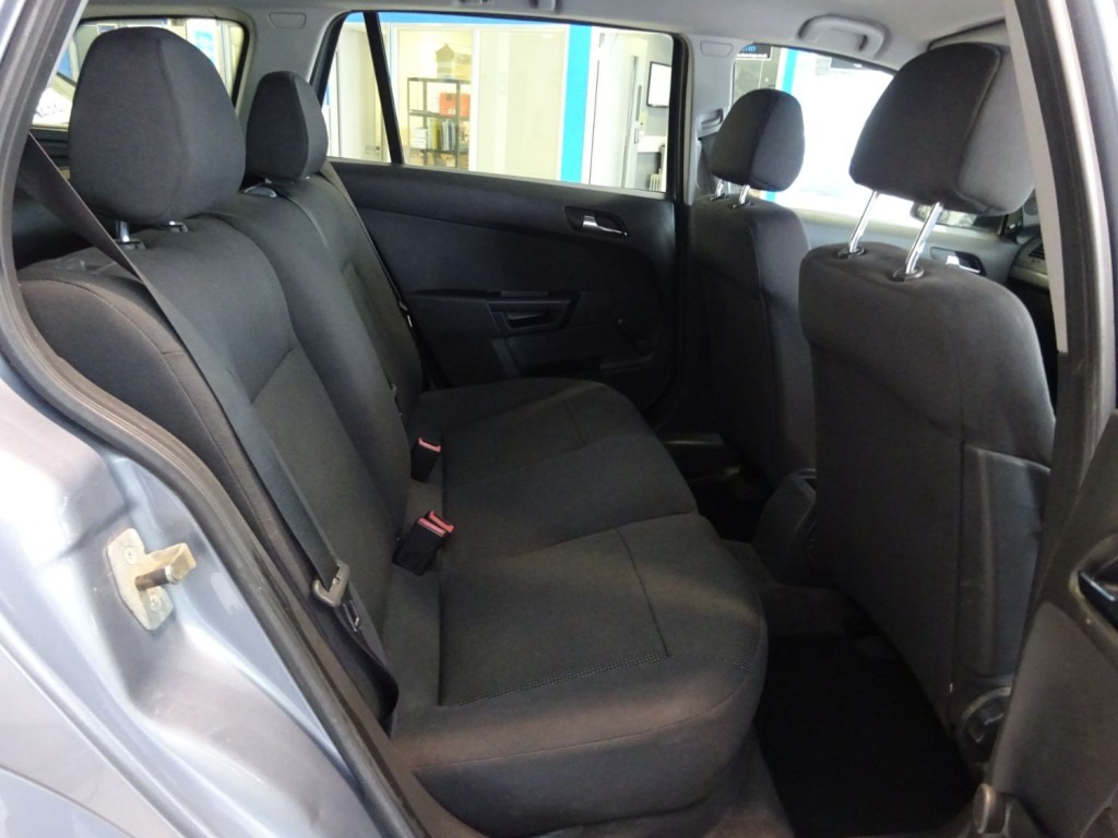 VAUXHALL ASTRA