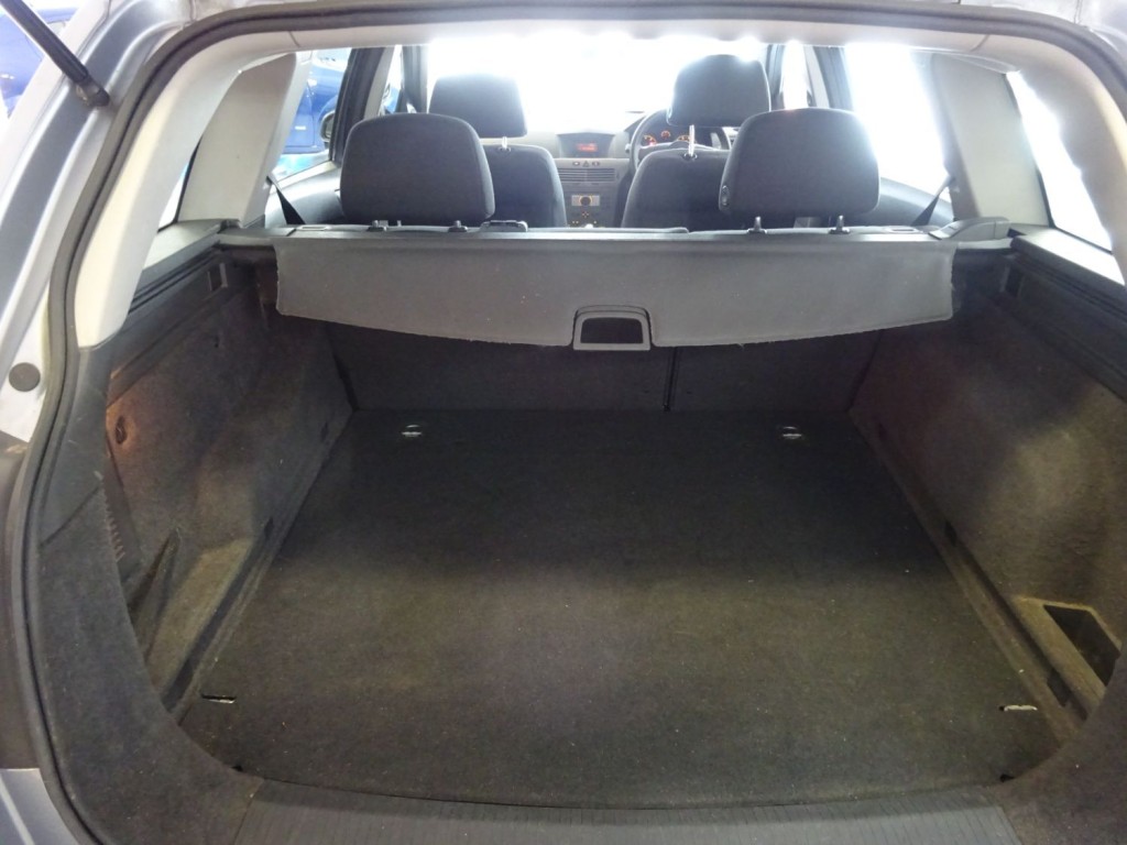 VAUXHALL ASTRA
