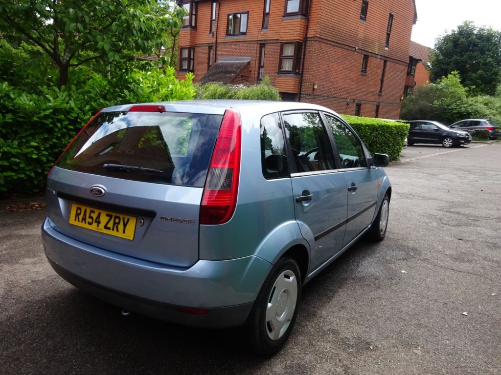 FORD FIESTA