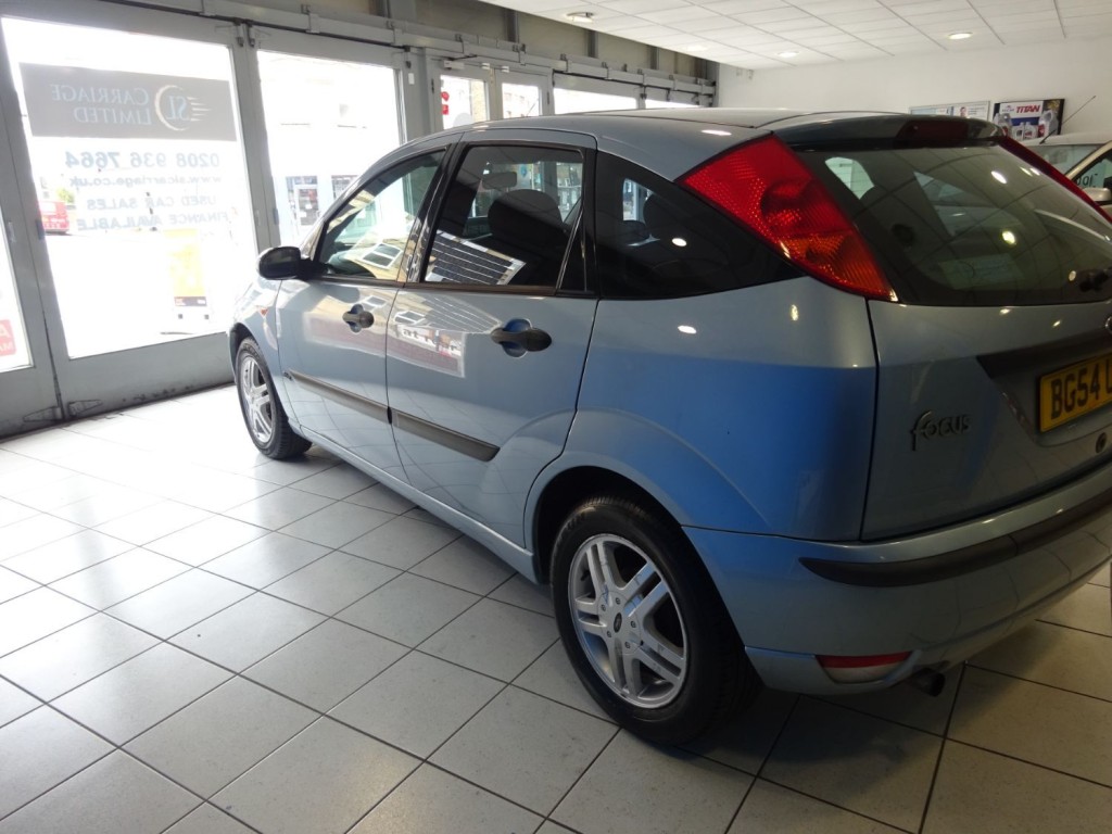 FORD FOCUS