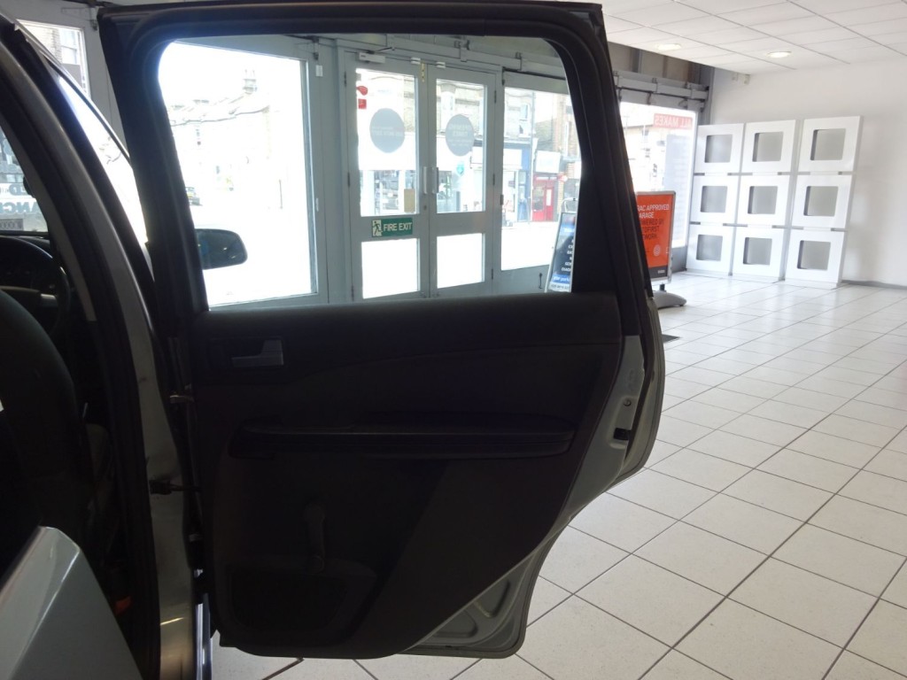 FORD FOCUS C-MAX