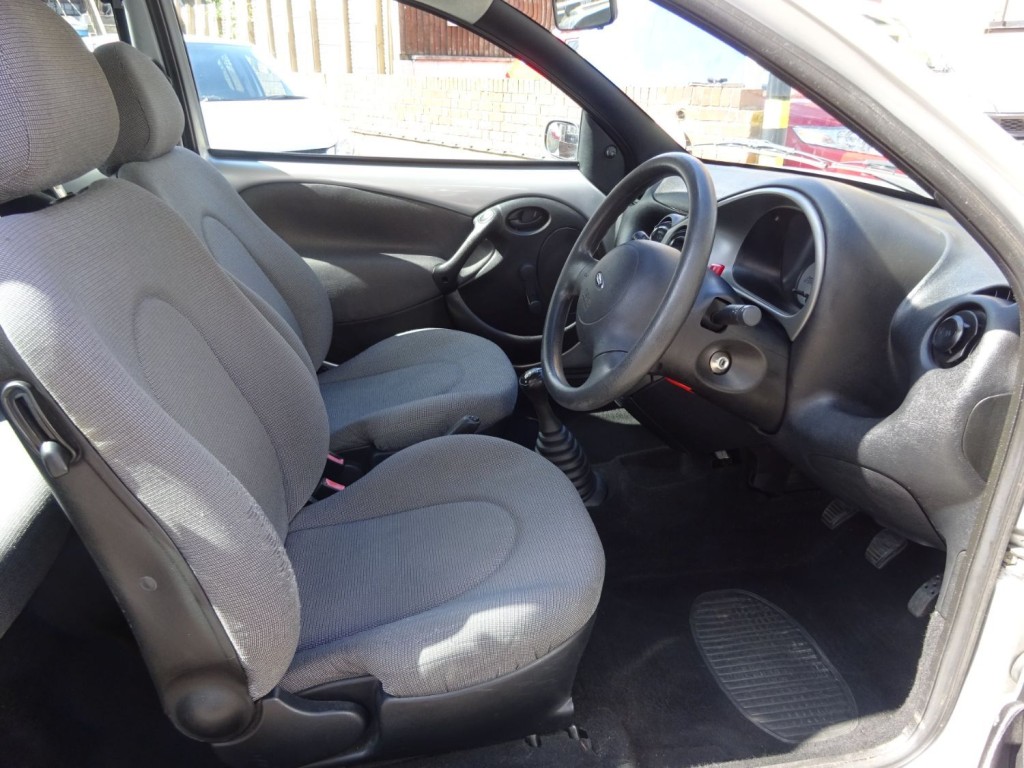 FORD KA