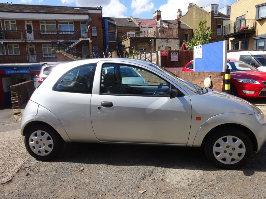 FORD KA