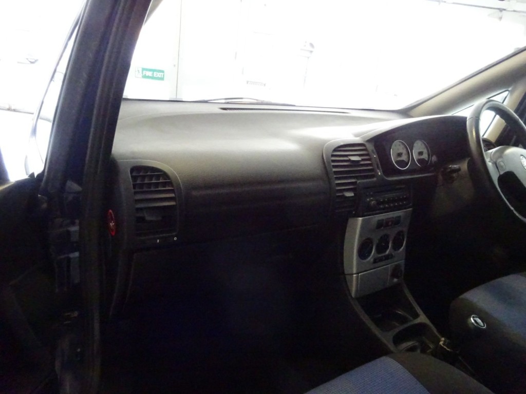 VAUXHALL ZAFIRA