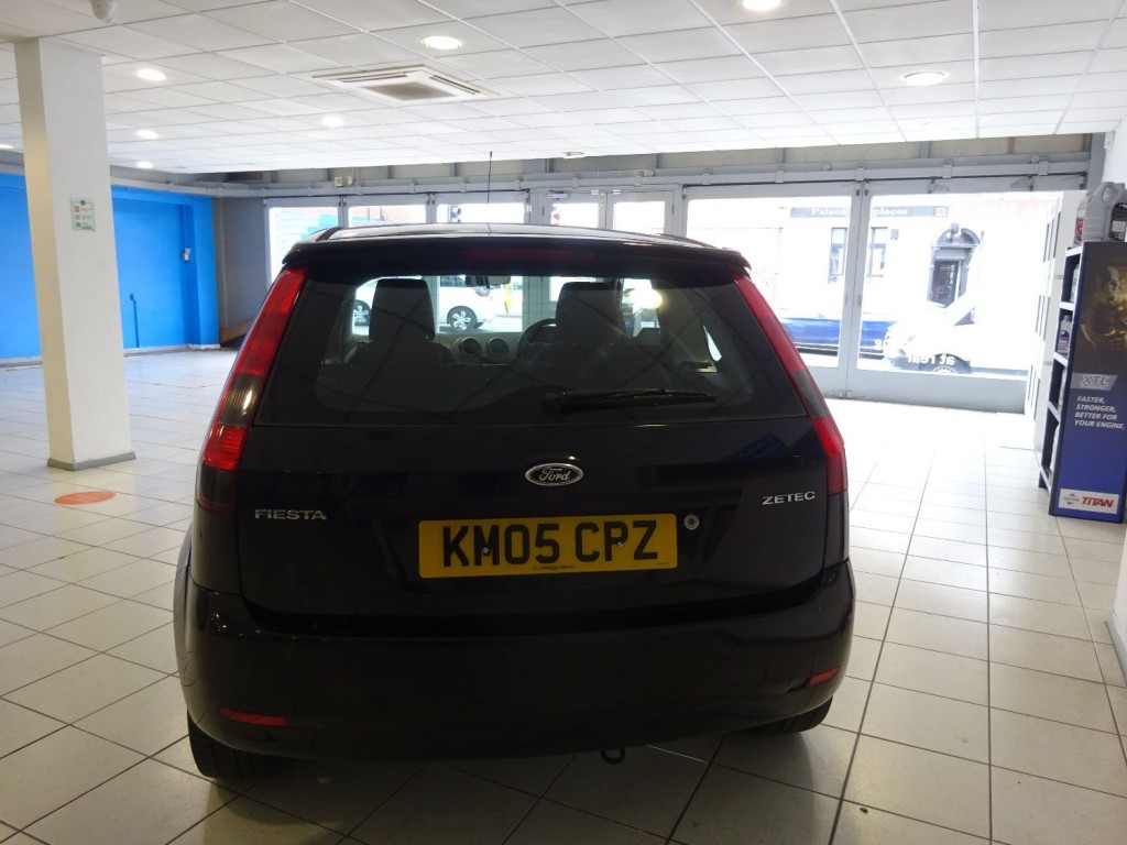 FORD FIESTA