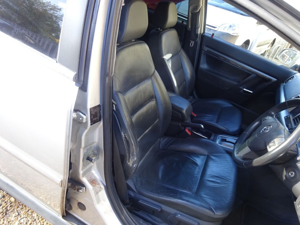VAUXHALL VECTRA