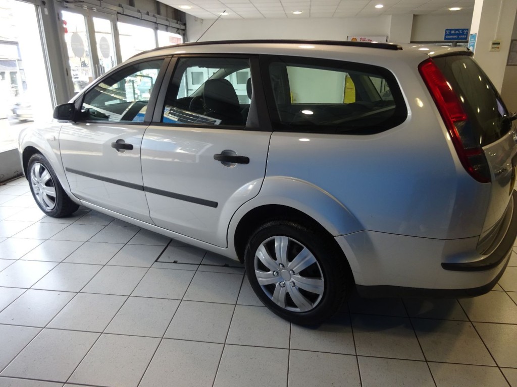 FORD FOCUS