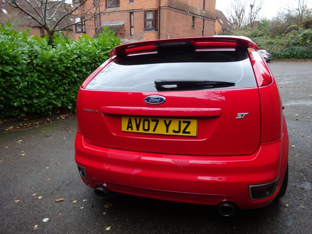 FORD FOCUS