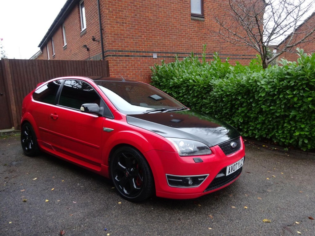 View FORD FOCUS ST-2