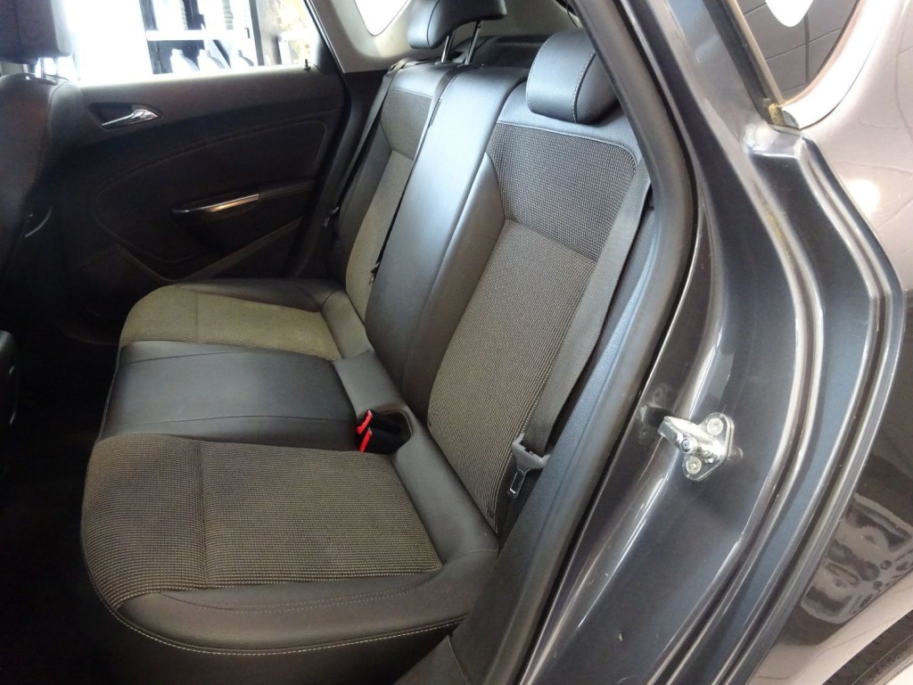 VAUXHALL ASTRA