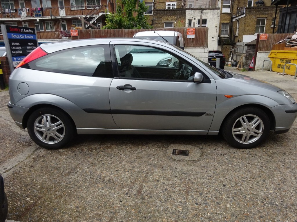 FORD FOCUS