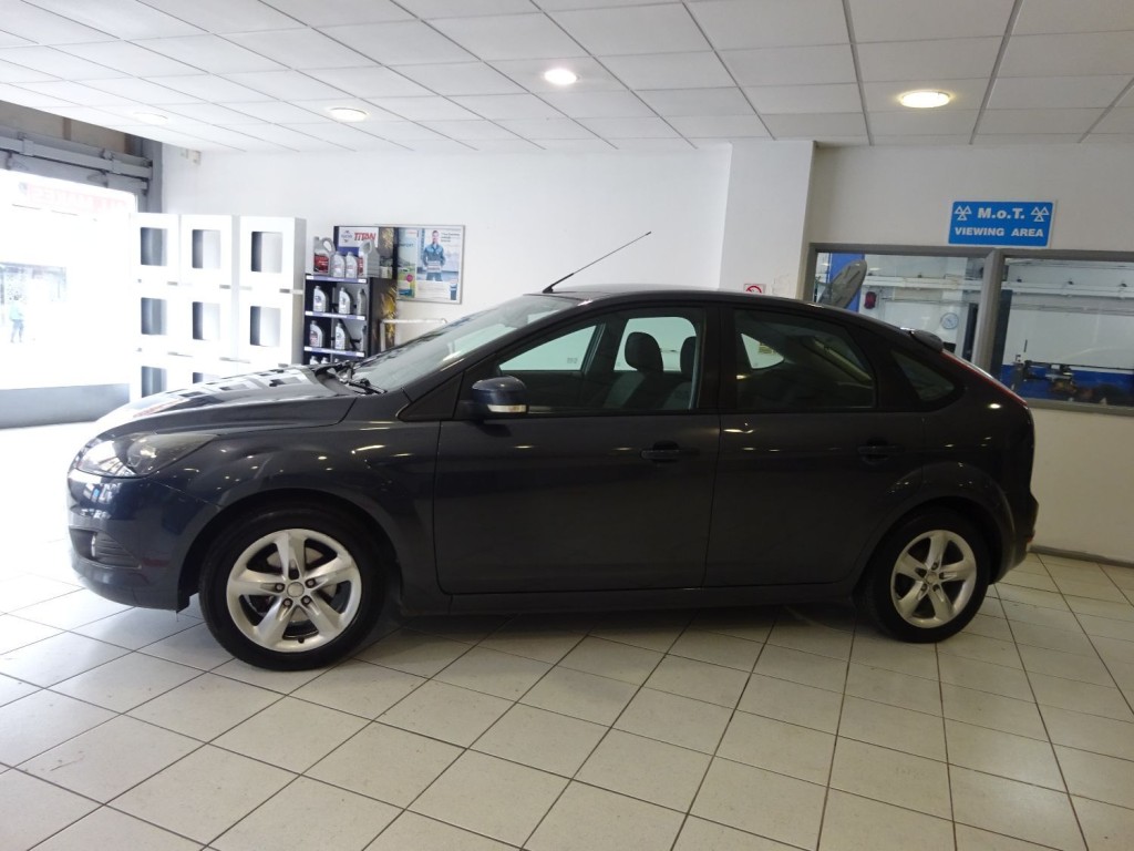 FORD FOCUS