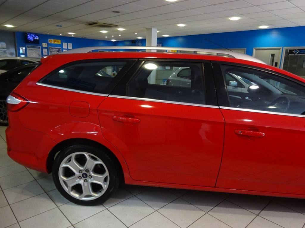 FORD MONDEO