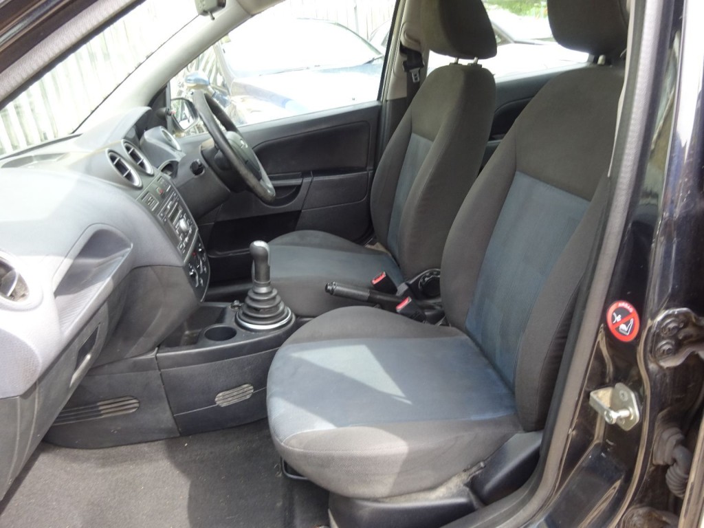 FORD FIESTA