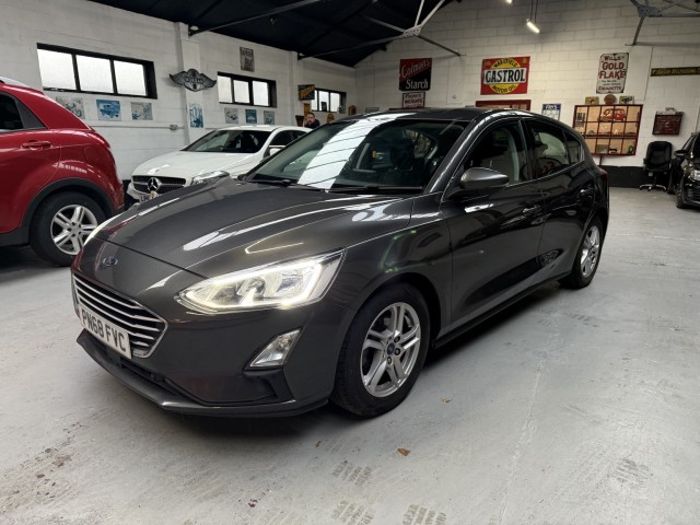 FORD FOCUS 1.0 T EcoBoost Zetec