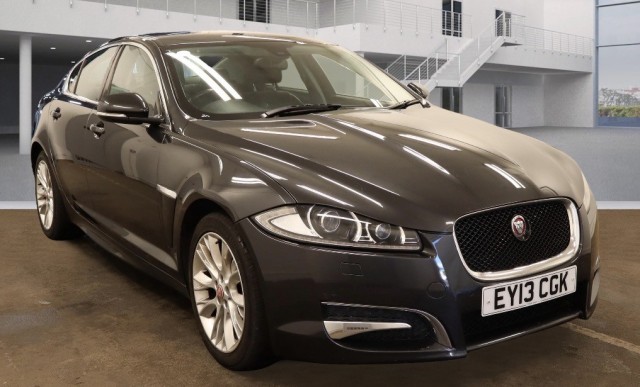 JAGUAR XF