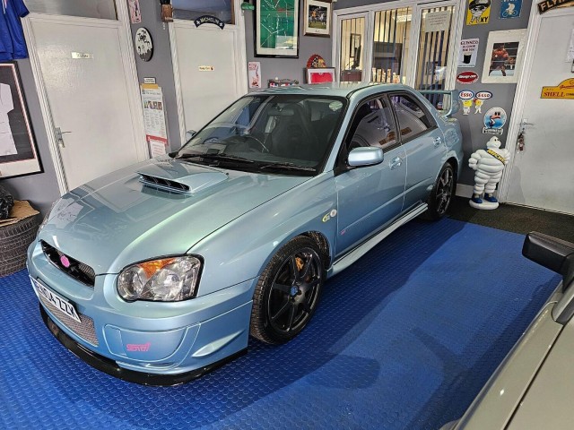 SUBARU IMPREZA 2.0 WRX STI WR1 (2004)