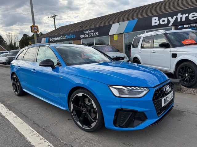 AUDI A4 AVANT 2.0 TFSI 35 Black Edition (2021)