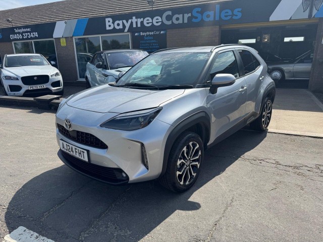 TOYOTA YARIS CROSS 1.5 VVT-h Design (2024)