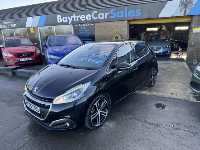 PEUGEOT 208 1.2 PureTech GT Line (2015)