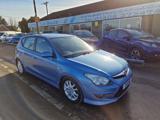 HYUNDAI I30 CRDI COMFORT (2011)