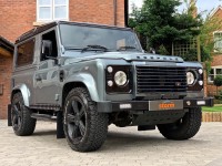 LAND ROVER DEFENDER