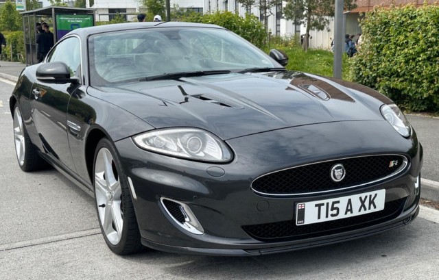 JAGUAR XKR