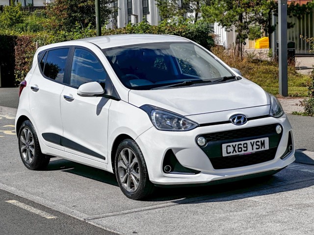 HYUNDAI I10