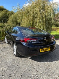 VAUXHALL INSIGNIA