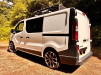 VAUXHALL VIVARO